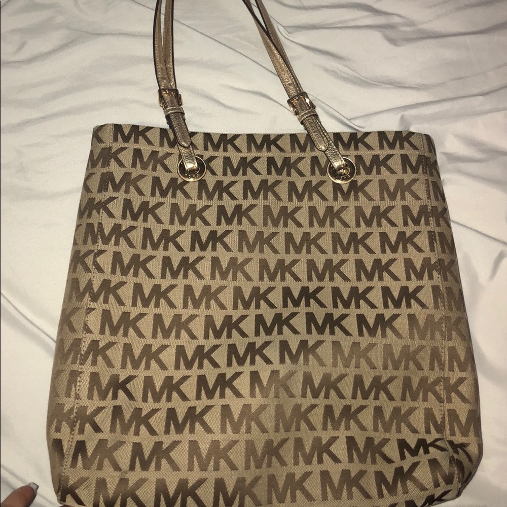 Michael Kors tote